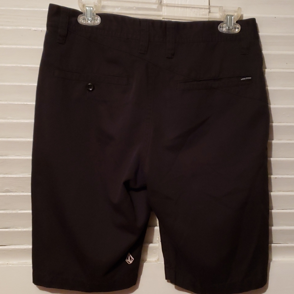 Volcom Shorts - Picture 2 of 6